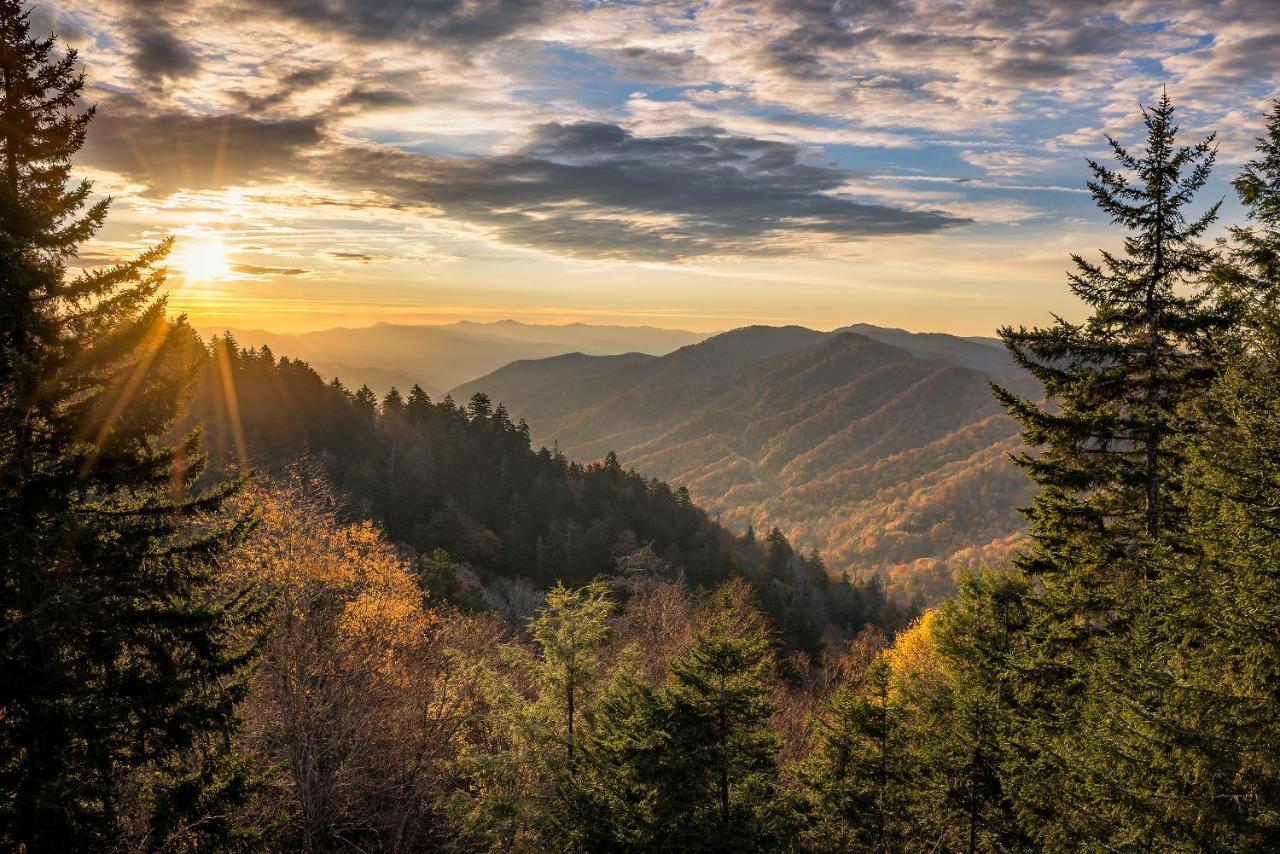 Above Ole Smokys Clouds Villa Gatlinburg Kültér fotó
